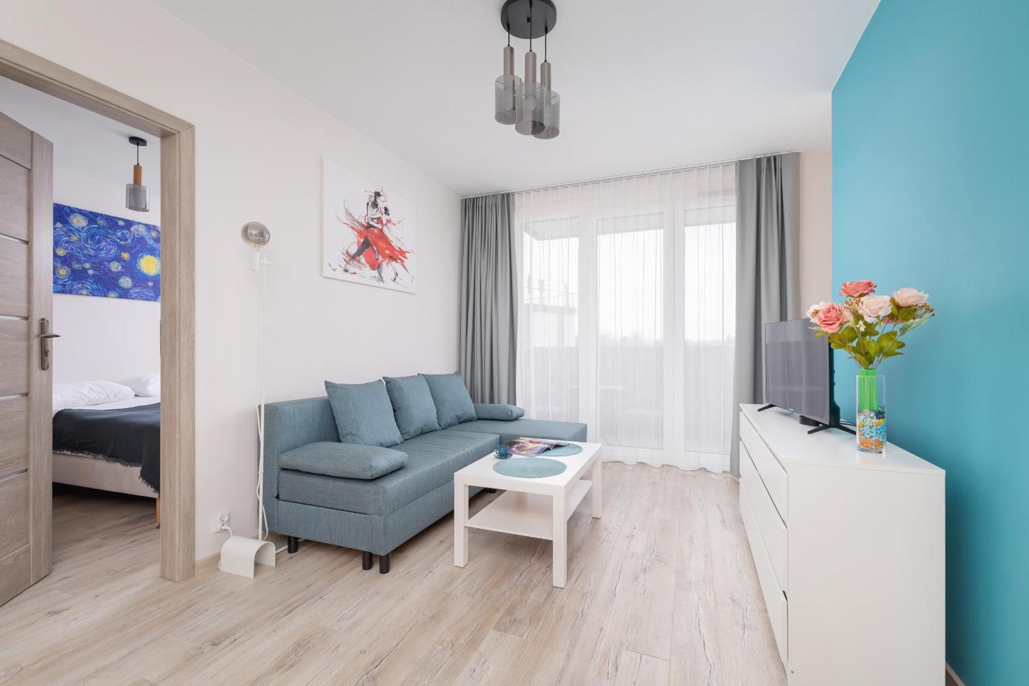Cozy Apartments Laszkiewicza With Parking By Noclegi Renters Krasków Exterior foto